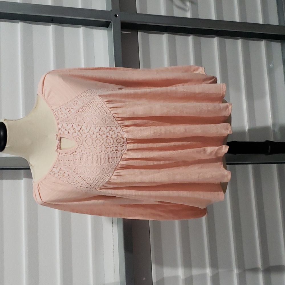 Ladies top size XXL/2XL(20)‎